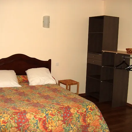 Logis Restaurant De La Poste Hotel 2*