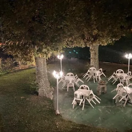 Szálloda Logis Restaurant De La Poste