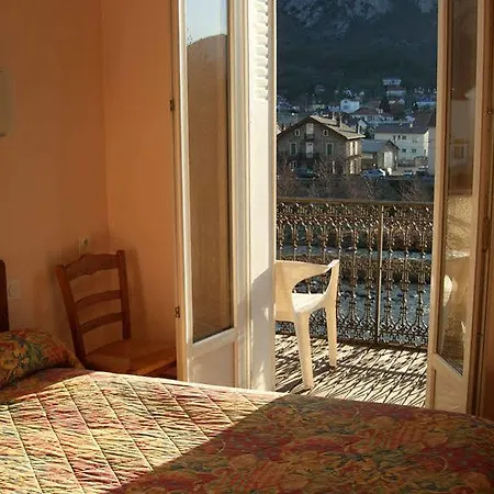 Szálloda Logis Restaurant De La Poste Tarascon-sur-Ariège