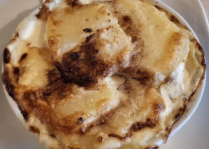 Logis Restaurant De La Poste فندق 2*