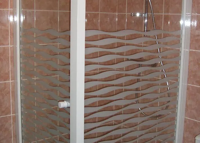 فندق Logis Restaurant De La Poste